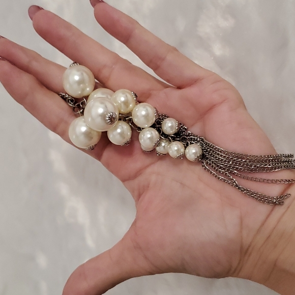 Unsigned Jewelry - Cluster of faux pearls on a silver tone chain with a tassel also Classic Beauty
